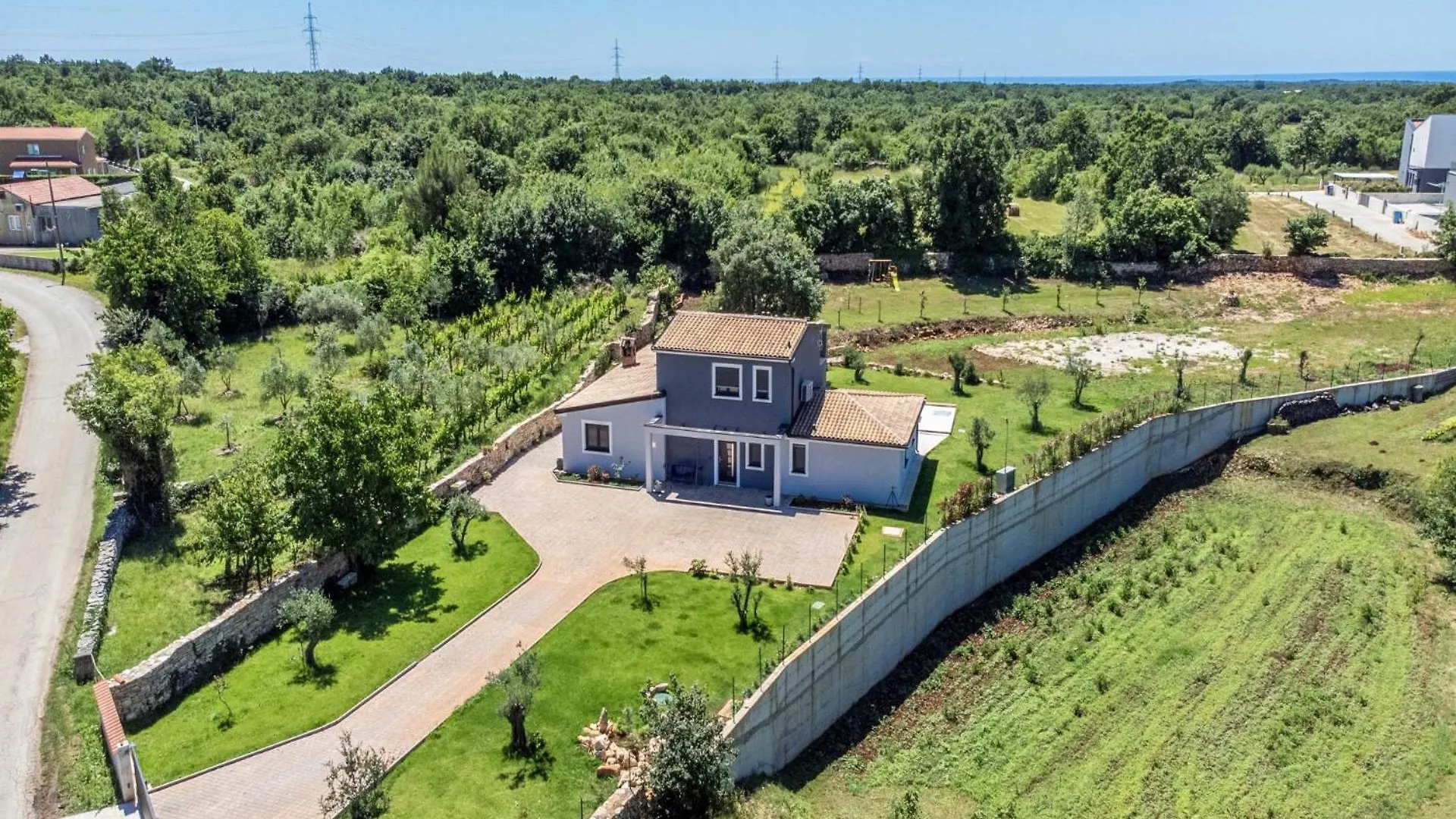 Villa Vala With A Large Yard Near Pula  Marcana